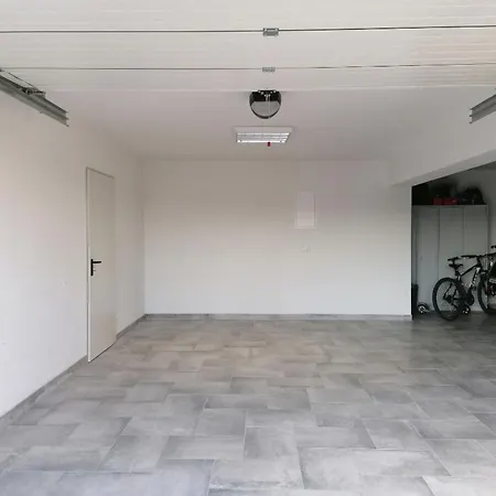 Gesamte Mit Terrasse Und Meerblick By Interhome Apartment Sibinj Krmpotski