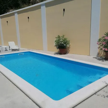 Gesamte Mit Terrasse Und Meerblick By Interhome *