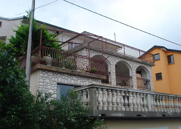 Gesamte Mit Terrasse Und Meerblick By Interhome 斯比尼克尔姆波茨斯基